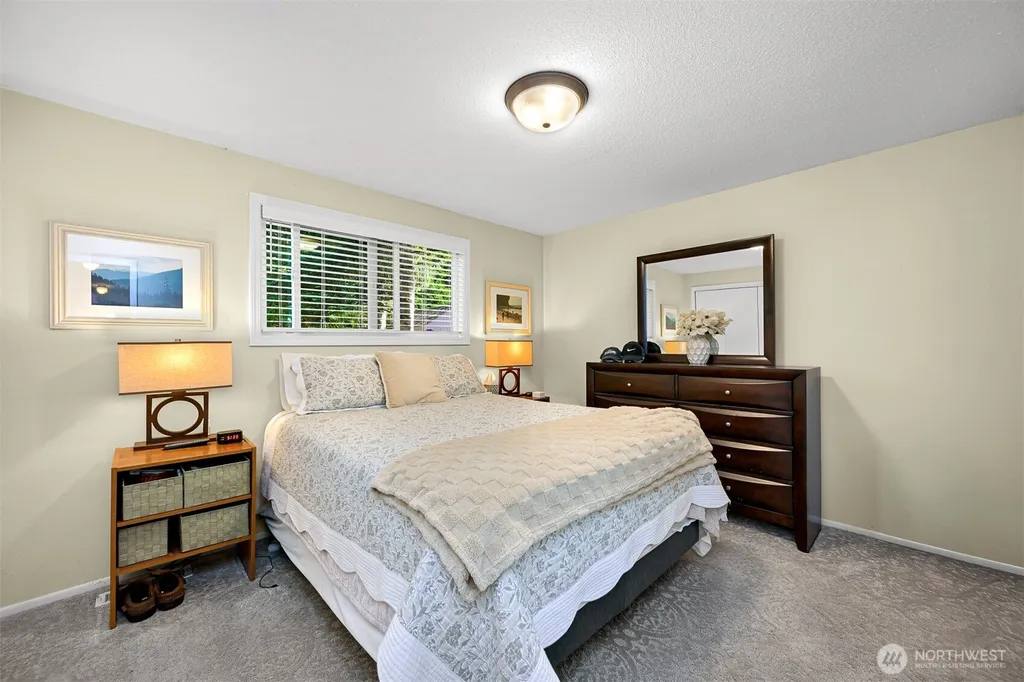 349 S Park Street Lynden WA 98264