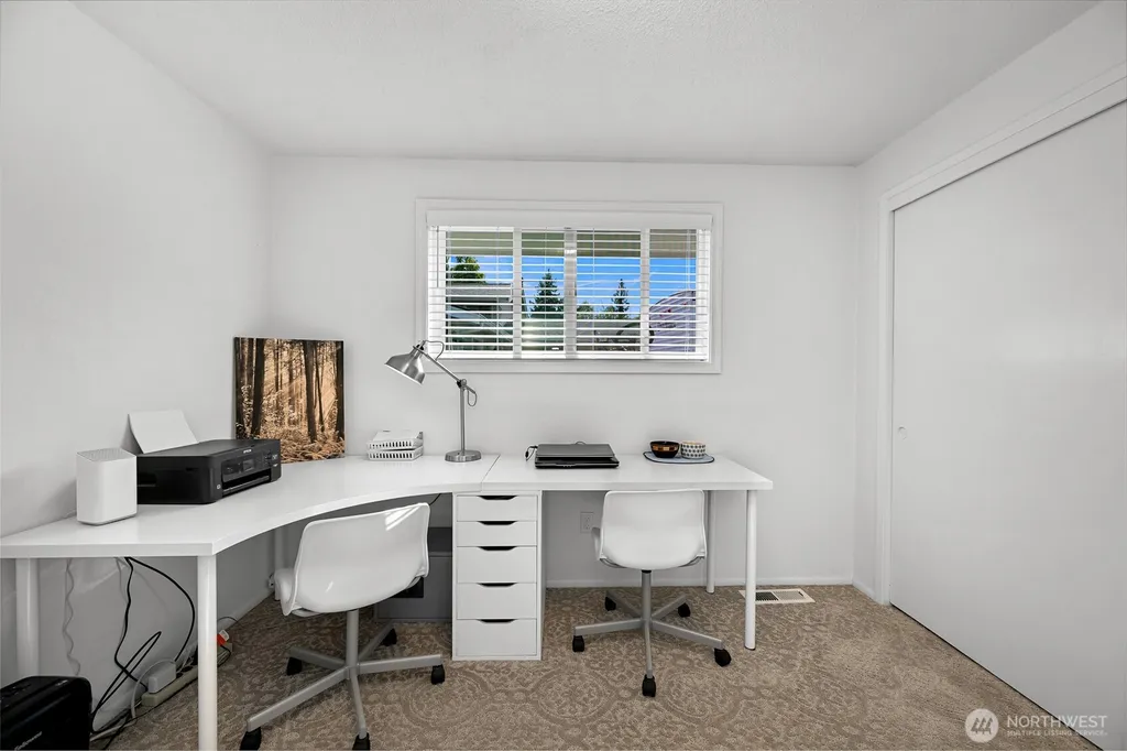 349 S Park Street Lynden WA 98264