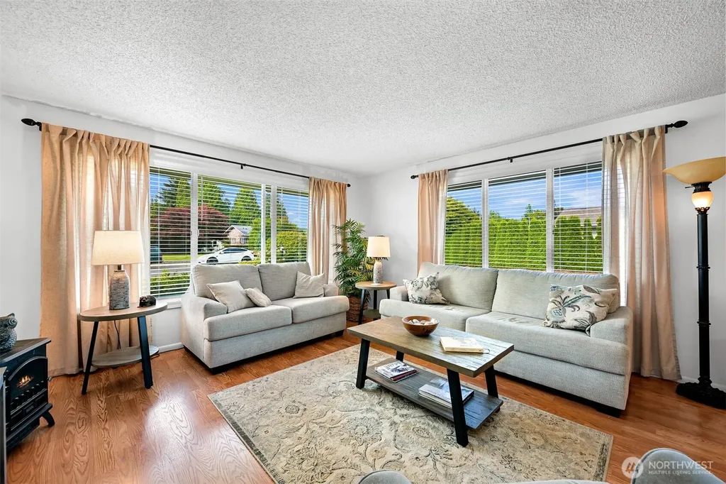 349 S Park Street Lynden WA 98264