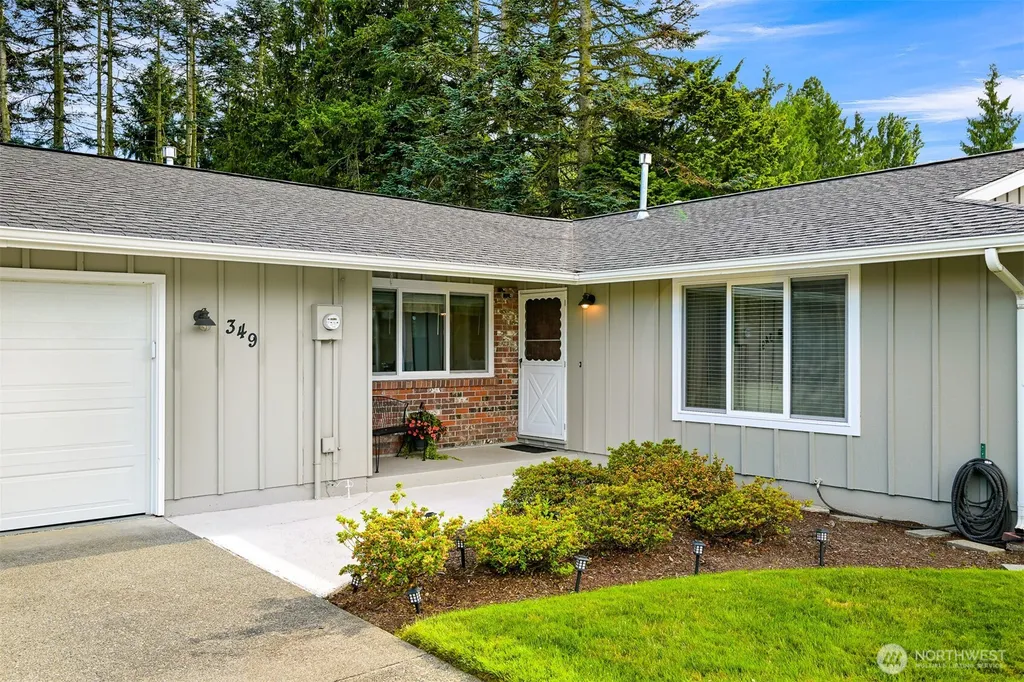 349 S Park Street Lynden WA 98264