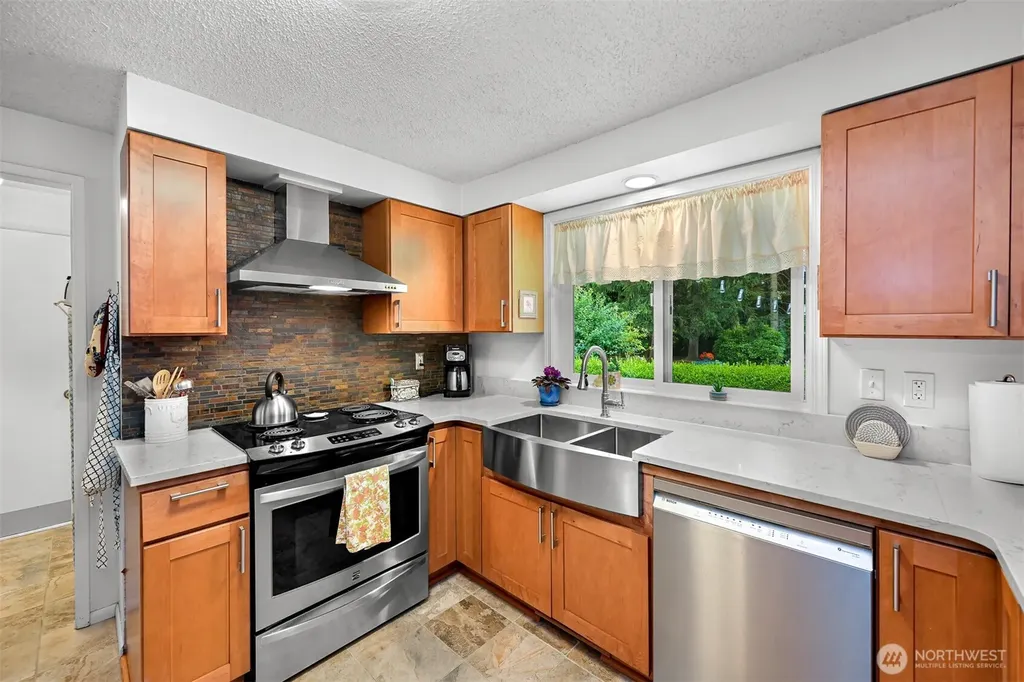 349 S Park Street Lynden WA 98264