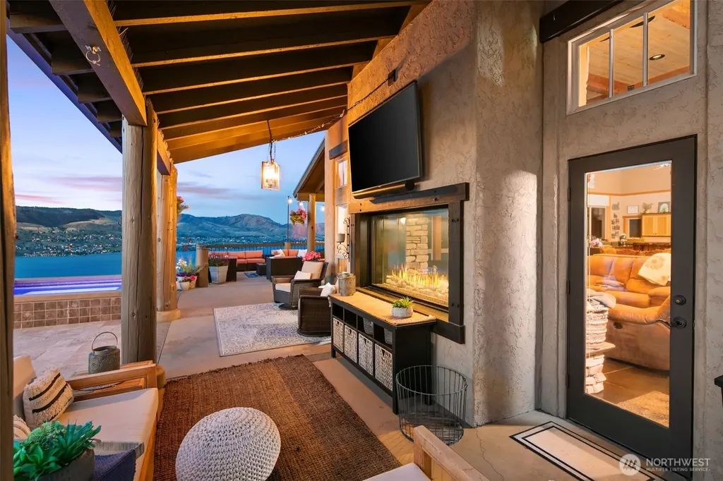 340 Hawks Meadow Road Chelan WA 98816