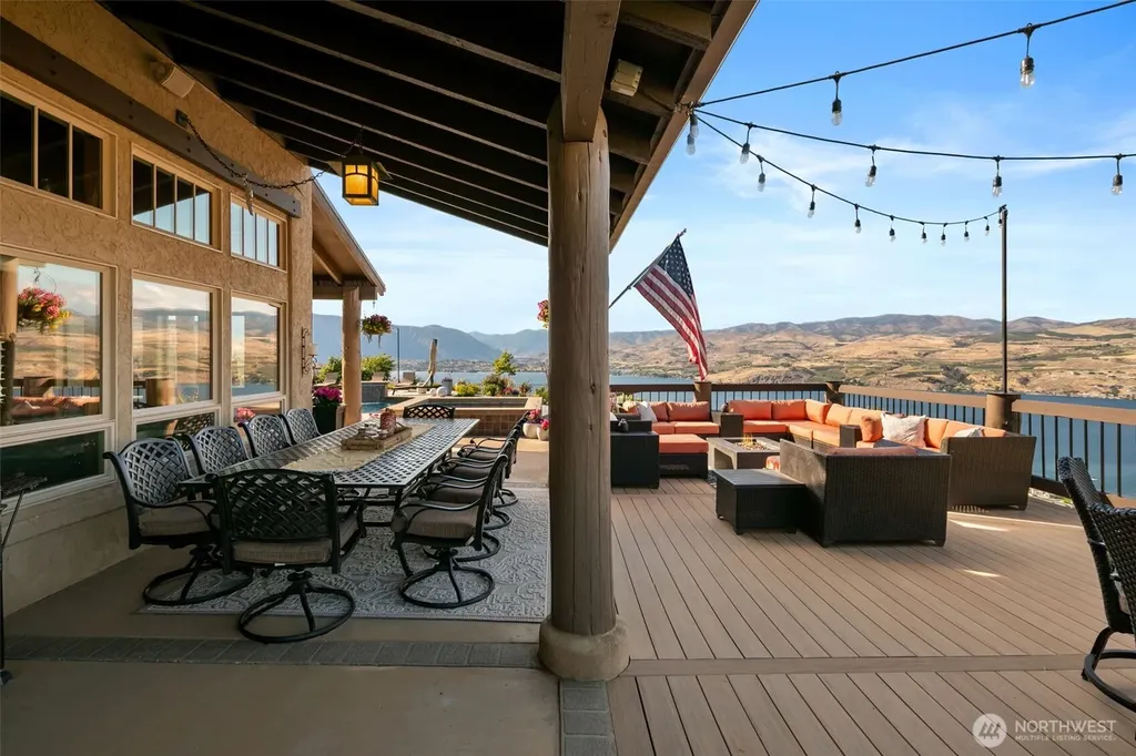 340 Hawks Meadow Road Chelan WA 98816