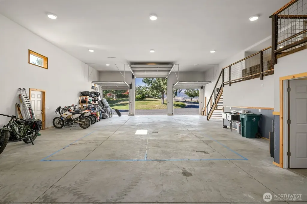 340 Hawks Meadow Road Chelan WA 98816