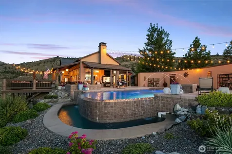 340 Hawks Meadow Road Chelan WA 98816
