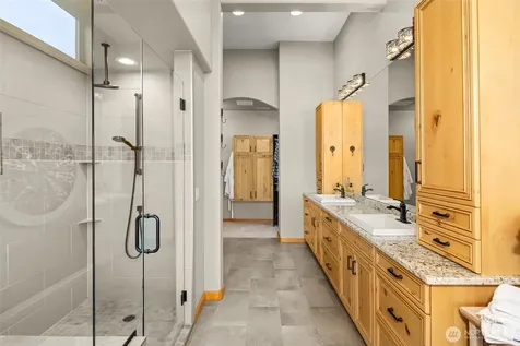 340 Hawks Meadow Road Chelan WA 98816