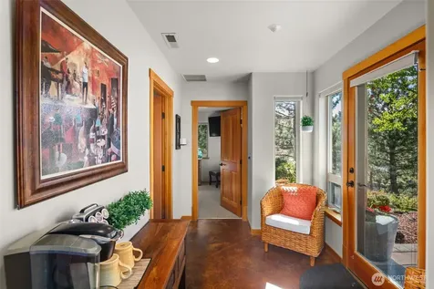 340 Hawks Meadow Road Chelan WA 98816