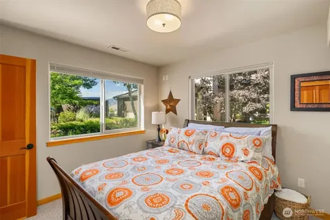 340 Hawks Meadow Road Chelan WA 98816