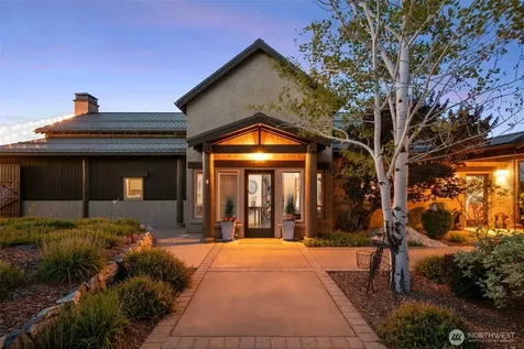 340 Hawks Meadow Road Chelan WA 98816