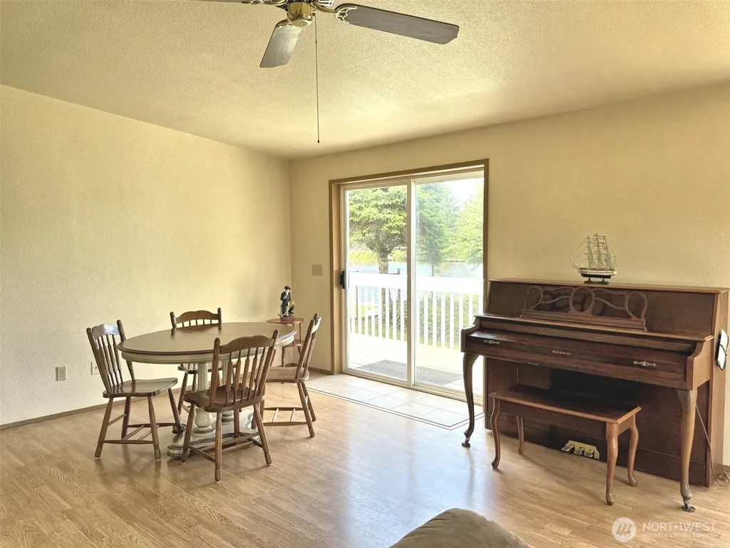 687 Copalis Avenue NE Ocean Shores WA 98569
