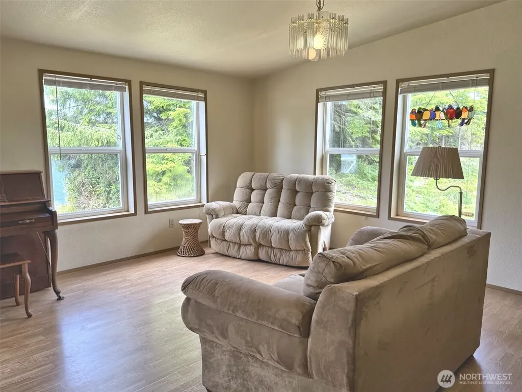 687 Copalis Avenue NE Ocean Shores WA 98569