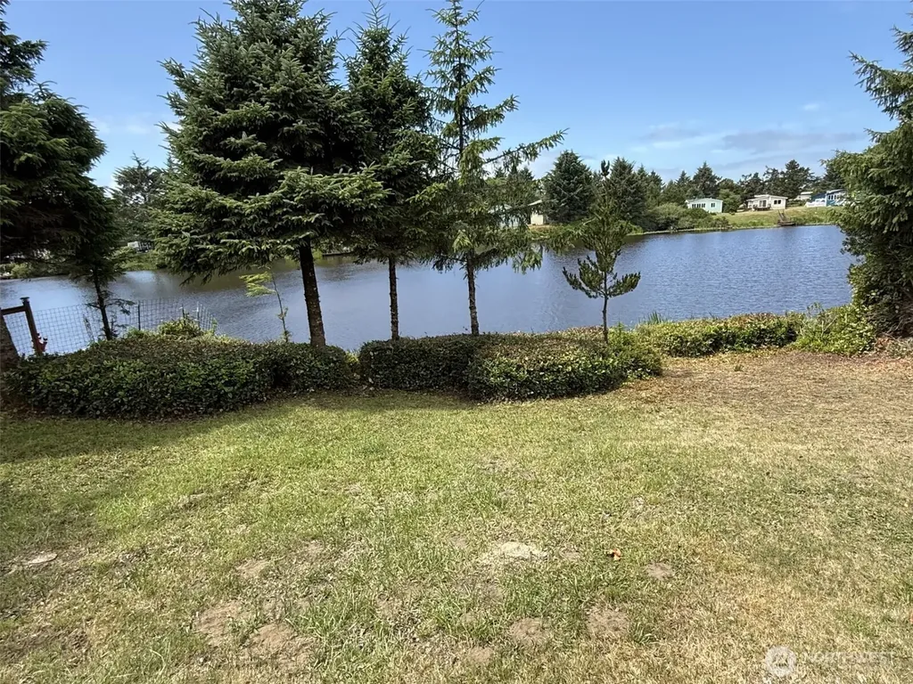 687 Copalis Avenue NE Ocean Shores WA 98569
