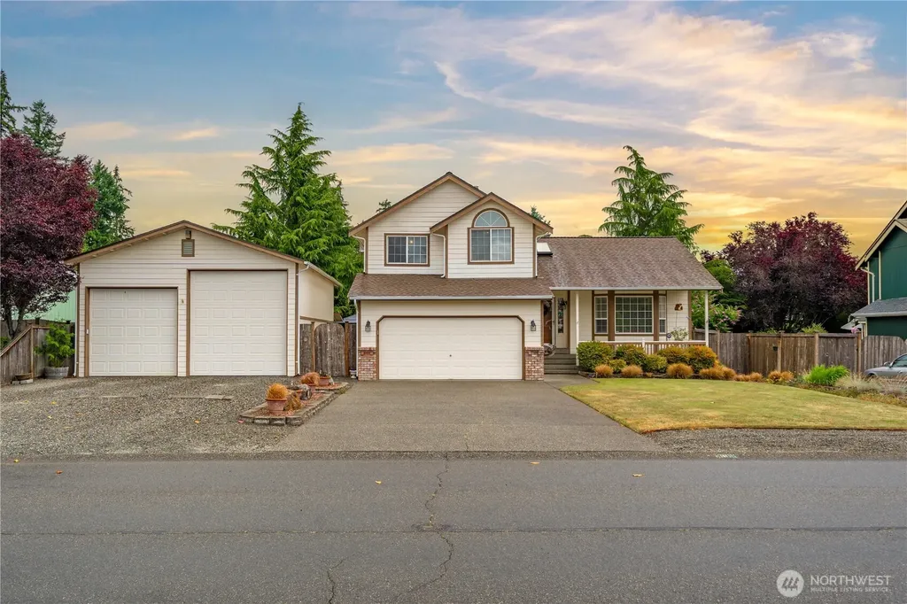 11305 216th Avenue Ct E Bonney Lake WA 98391