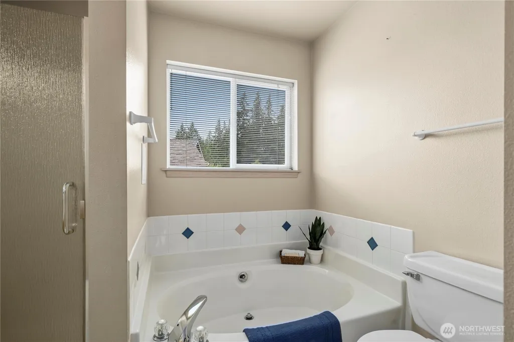 11305 216th Avenue Ct E Bonney Lake WA 98391