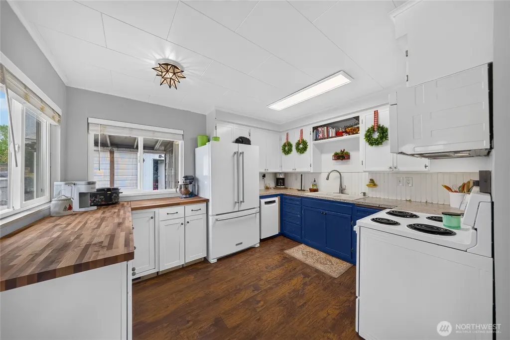 12951 Satterlee Road Anacortes WA 98221
