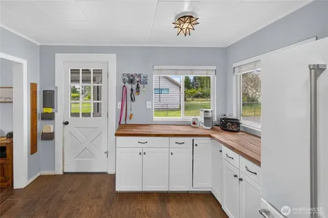 12951 Satterlee Road Anacortes WA 98221