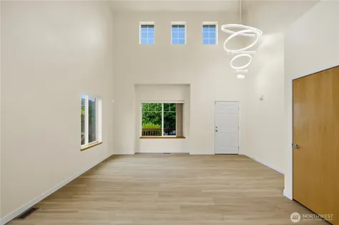 460 Ilwaco Avenue NE Renton WA 98059