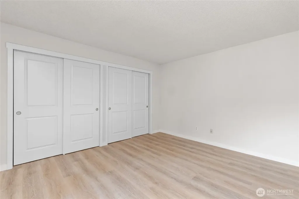 5630 200th Street SW Lynnwood WA 98036