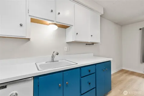 5630 200th Street SW Lynnwood WA 98036