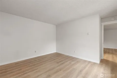 5630 200th Street SW Lynnwood WA 98036
