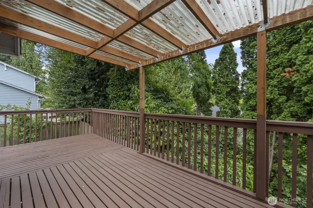 12057 20th Avenue NE Seattle WA 98125
