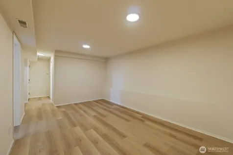 12057 20th Avenue NE Seattle WA 98125