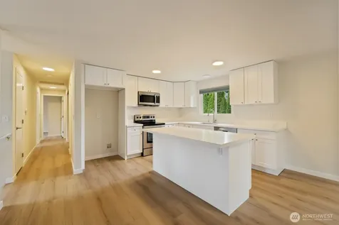12057 20th Avenue NE Seattle WA 98125