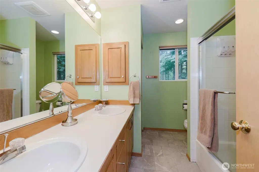 2053 NW Tregaten Lane Poulsbo WA 98370