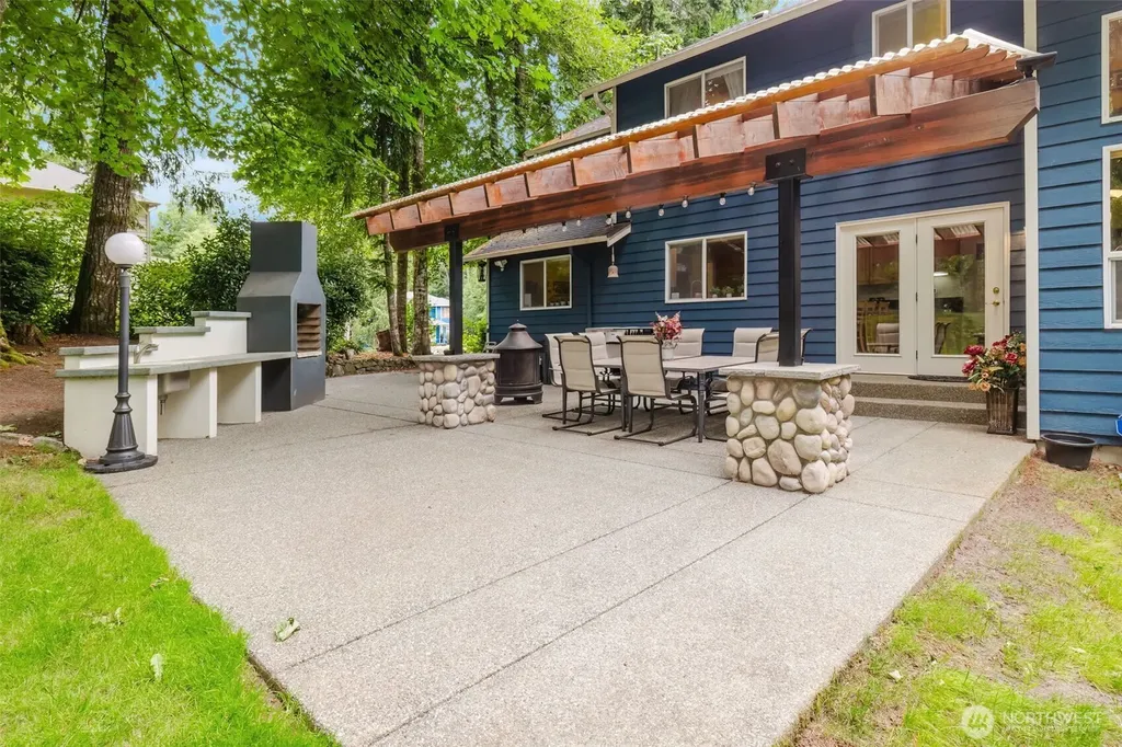 2053 NW Tregaten Lane Poulsbo WA 98370