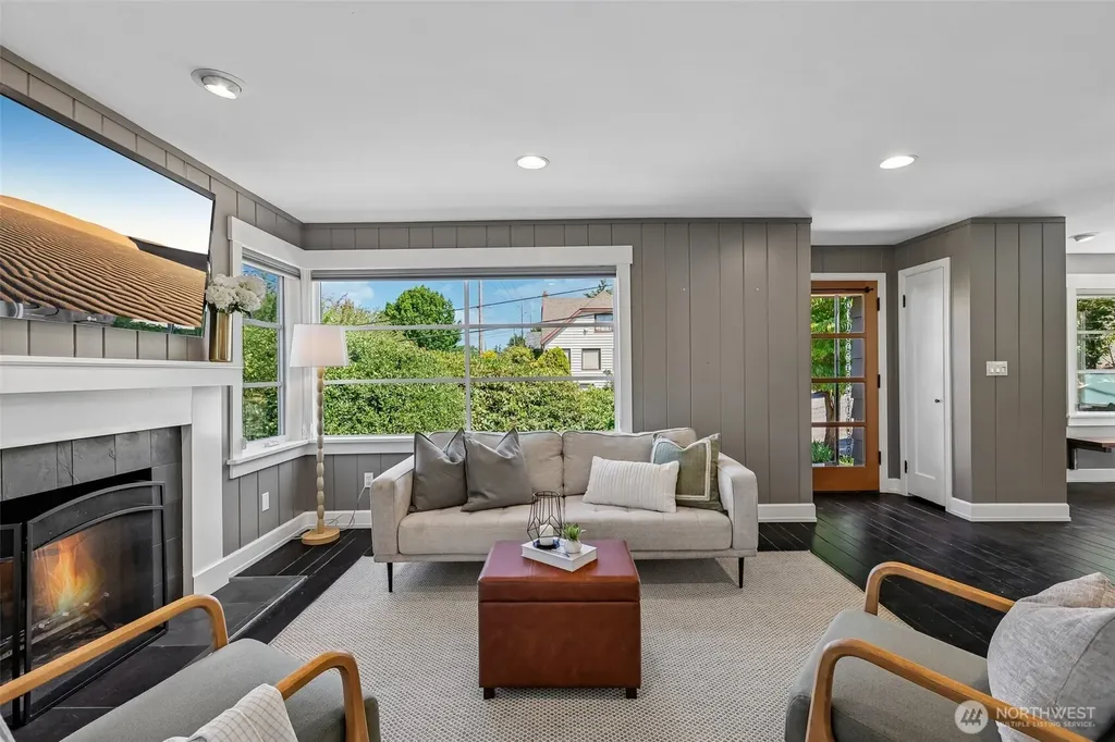 239 NW 48th Street Seattle WA 98107