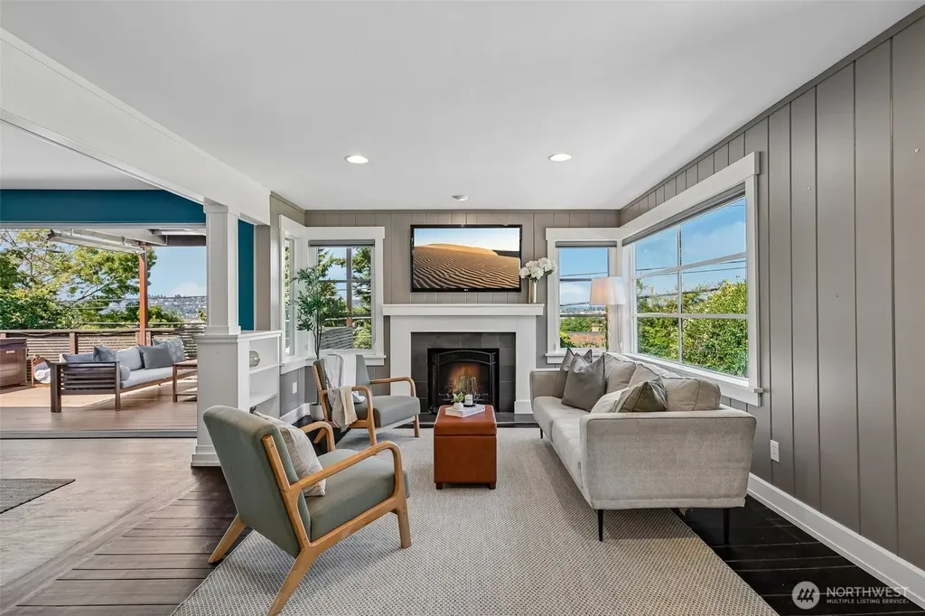 239 NW 48th Street Seattle WA 98107