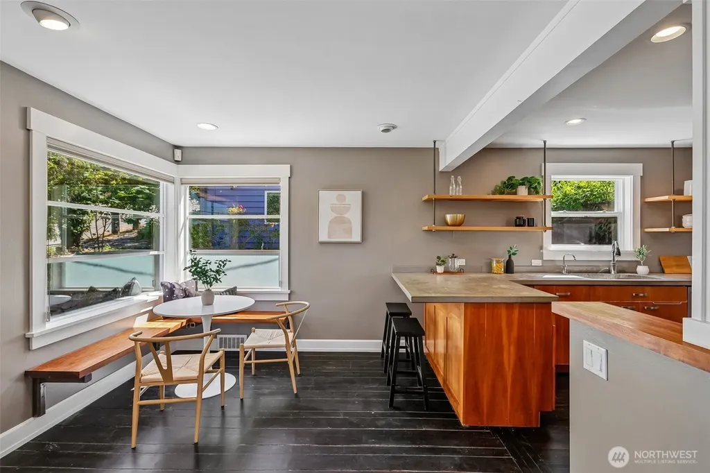 239 NW 48th Street Seattle WA 98107