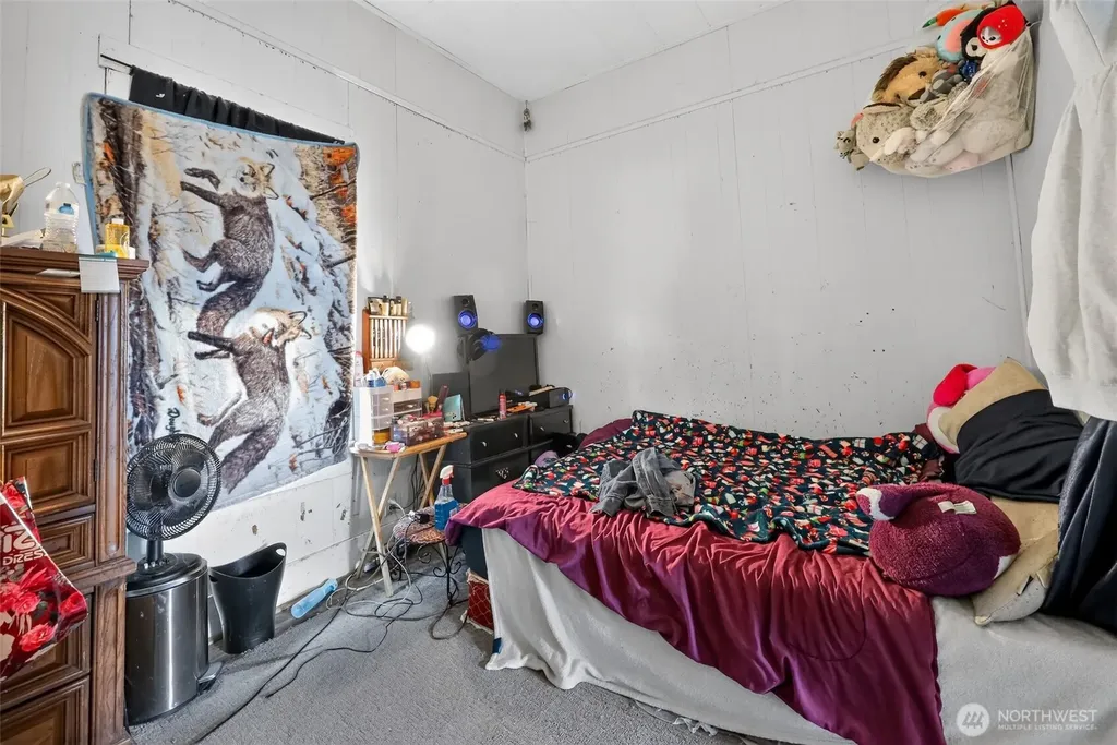 1345 Larch Street Raymond WA 98577
