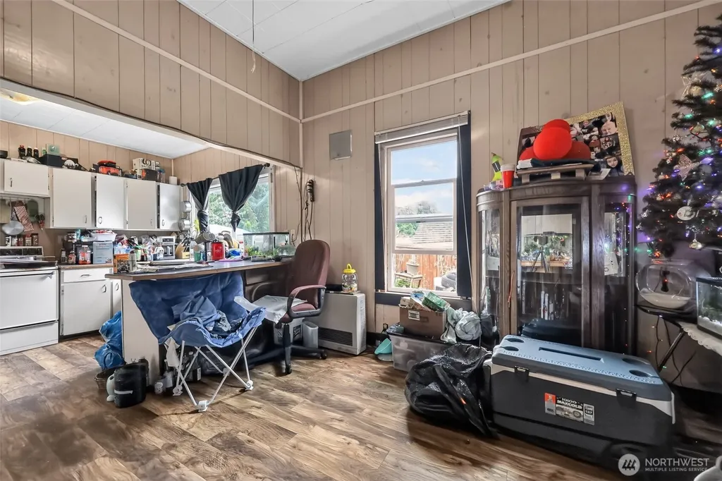 1345 Larch Street Raymond WA 98577