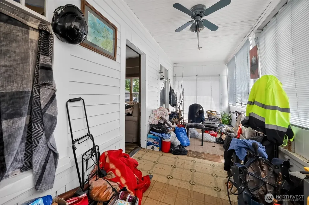 1345 Larch Street Raymond WA 98577