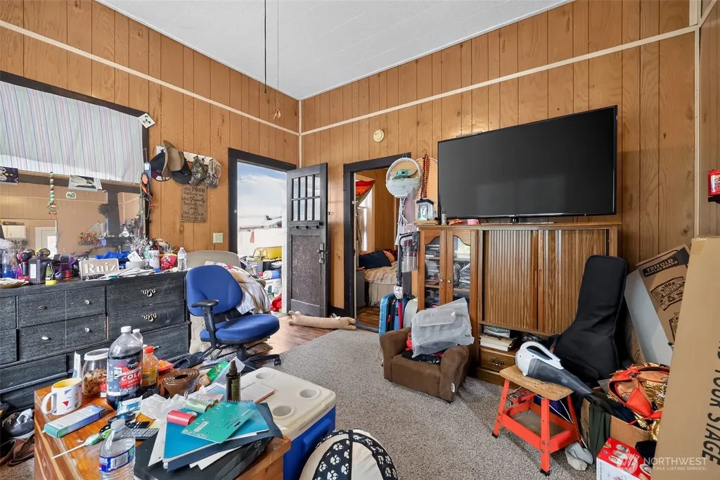 1345 Larch Street Raymond WA 98577