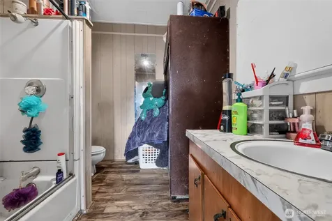 1345 Larch Street Raymond WA 98577
