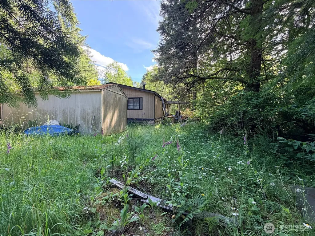 5445 SW County Line Road Port Orchard WA 98367