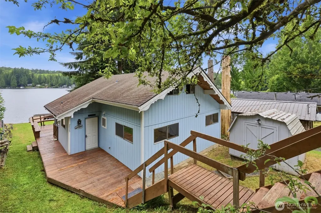 2020 S Lake Roesiger Road Snohomish WA 98290