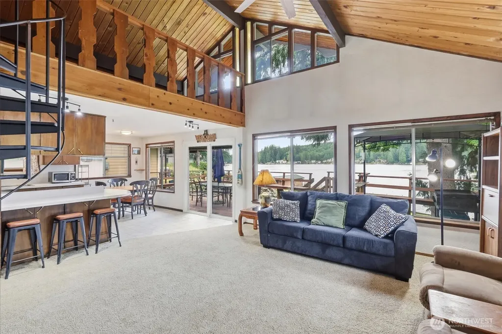 2020 S Lake Roesiger Road Snohomish WA 98290