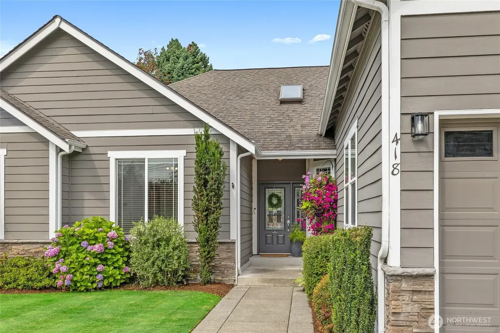 418 20th Street NW Puyallup WA 98371