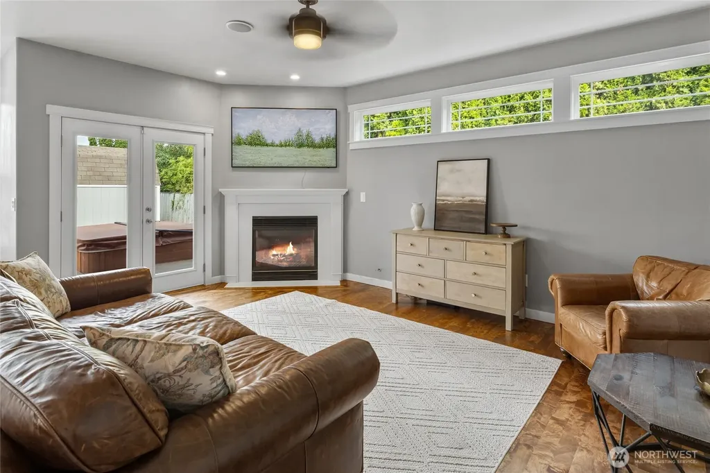418 20th Street NW Puyallup WA 98371