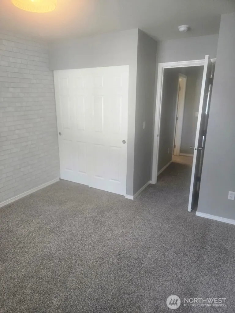 23617 SE 243rd Place Maple Valley WA 98038