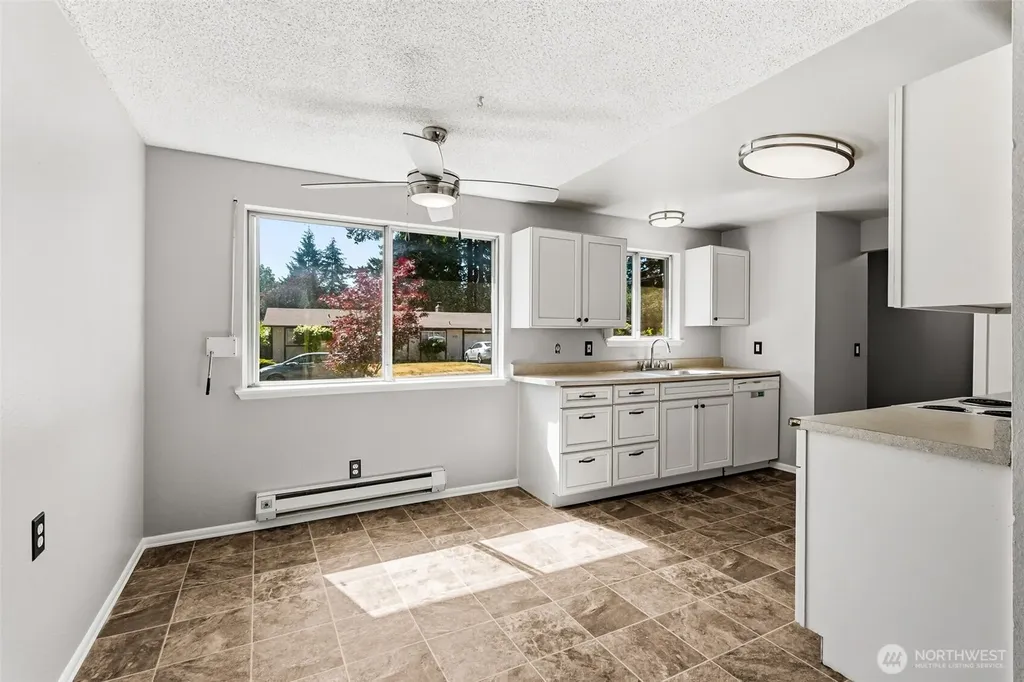 802 Oakcrest Drive SE Lacey WA 98503