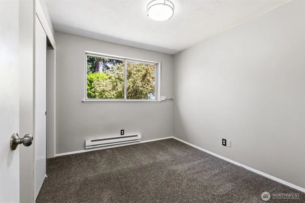802 Oakcrest Drive SE Lacey WA 98503