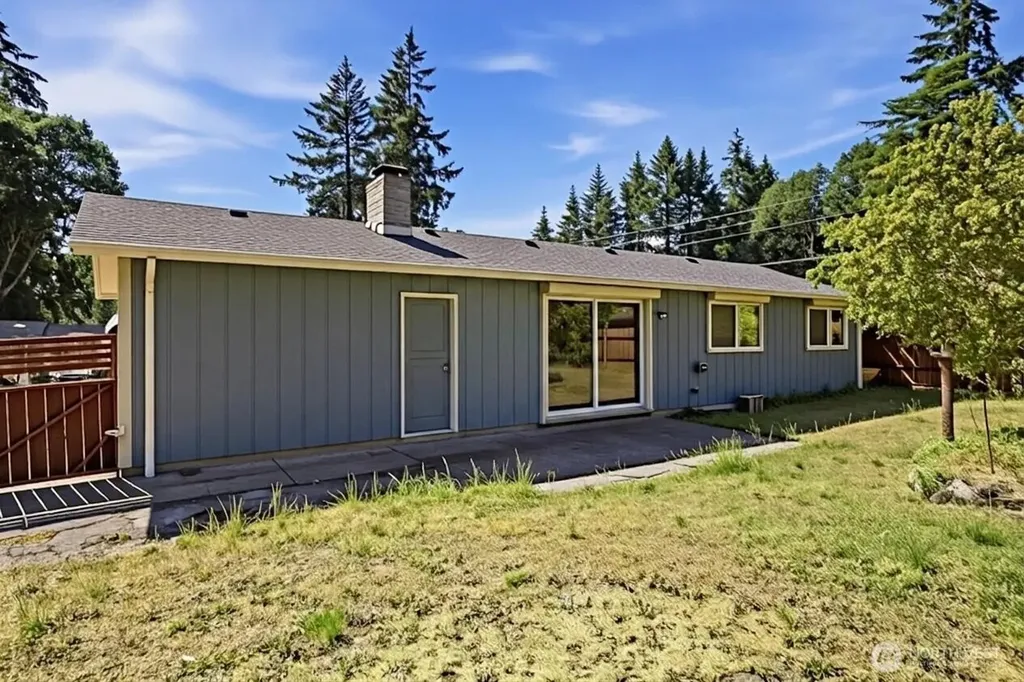 802 Oakcrest Drive SE Lacey WA 98503