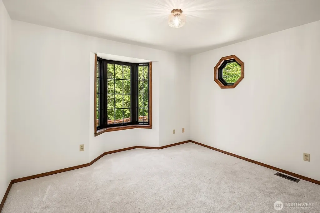 14121 SE 228th Street Kent WA 98042