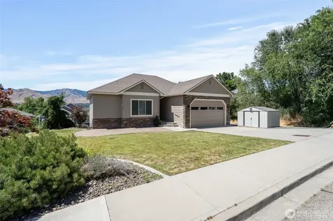 1541 N Anne Avenue East Wenatchee WA 98802