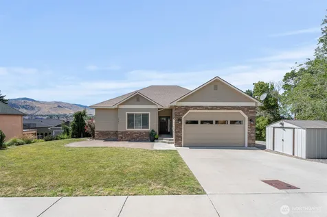 1541 N Anne Avenue East Wenatchee WA 98802