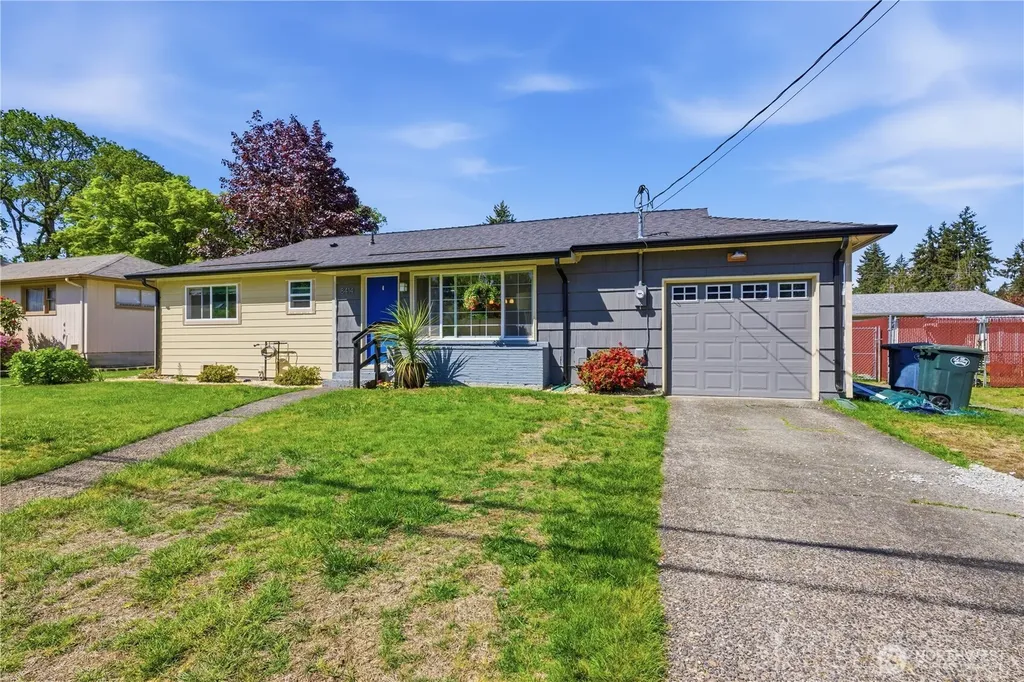 8414 Leona Way SW Lakewood WA 98499